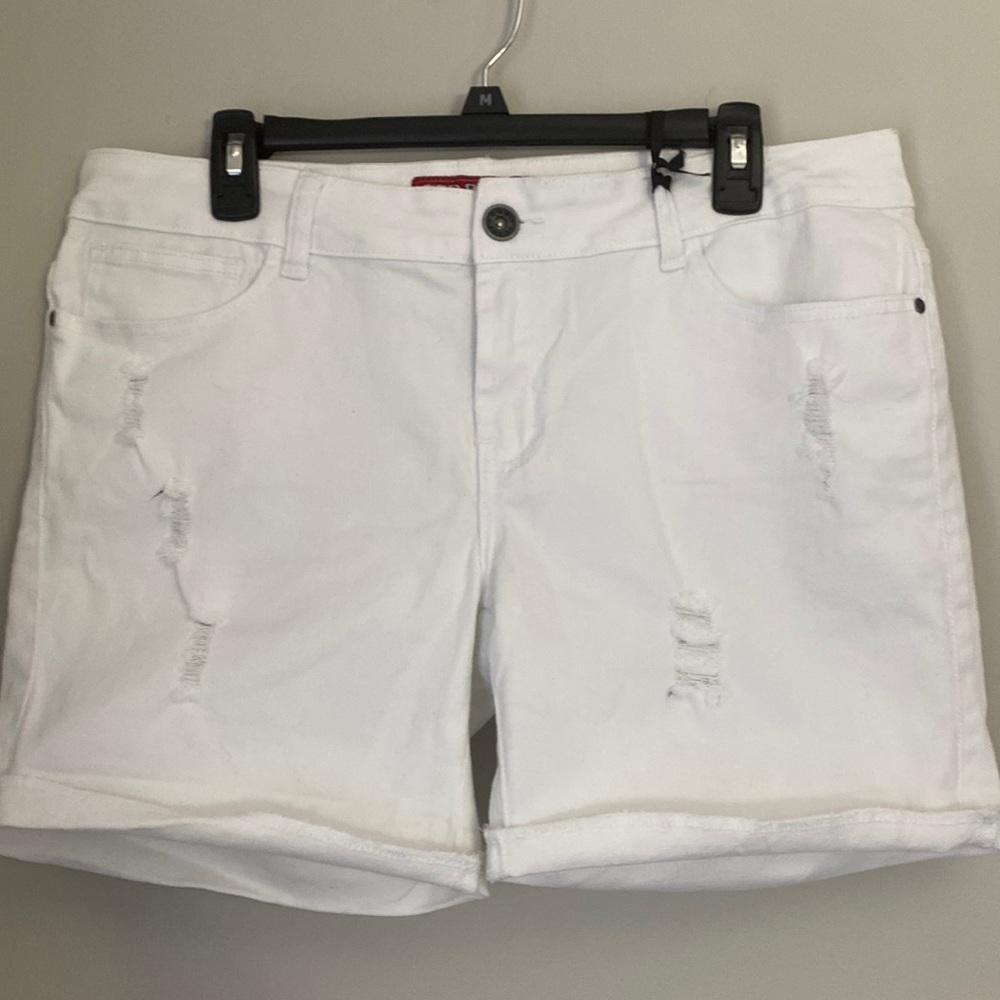 New! Red Rivet womens white jean shorts size 17